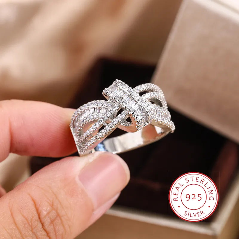 New Luxury Fashion Women 925 Sterling Silver Wedding Party Ring Unique Bow Personality Zircon Ring Exquisite Jewelry