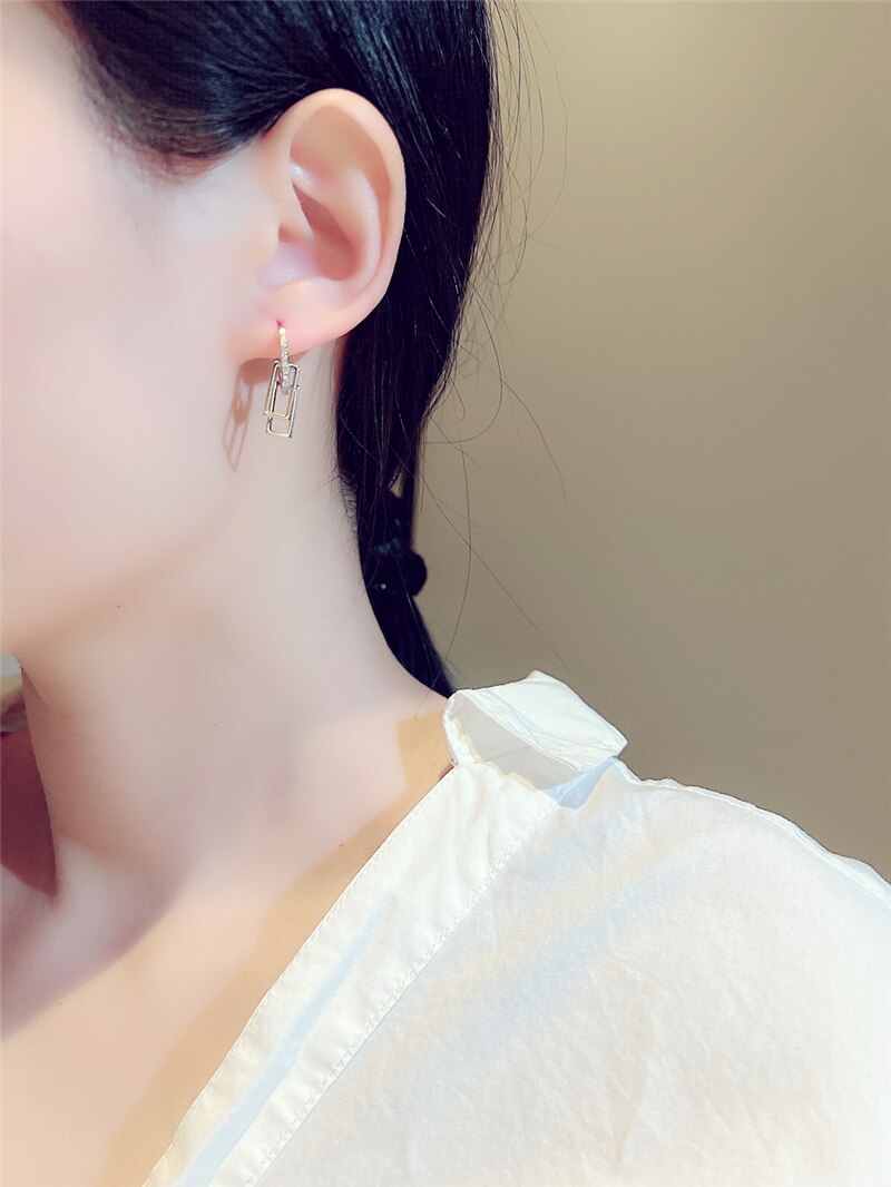 New Fashion Geometry Trendy Temperament Ear Buckle Women Exquisite Luxury Brilliant Elegant Earring Minimalist Earrings Pendant