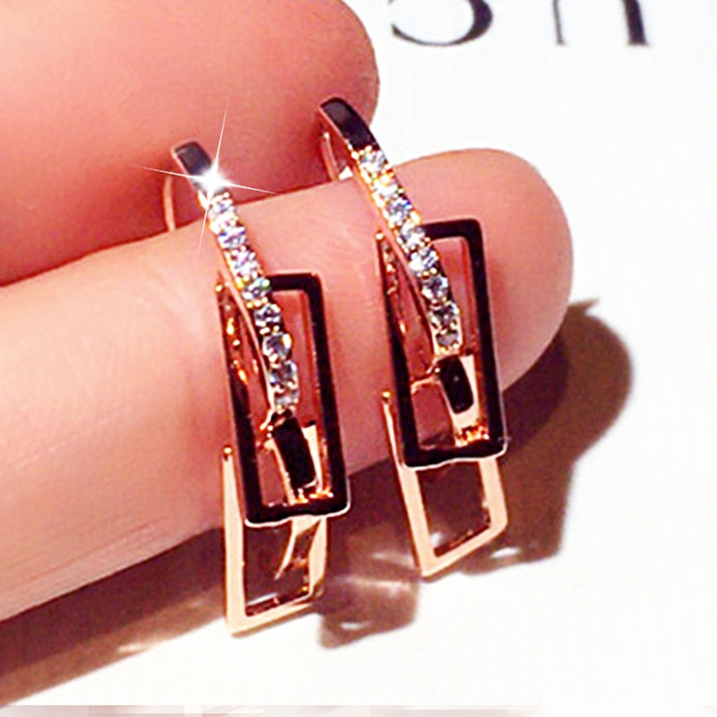 New Fashion Geometry Trendy Temperament Ear Buckle Women Exquisite Luxury Brilliant Elegant Earring Minimalist Earrings Pendant