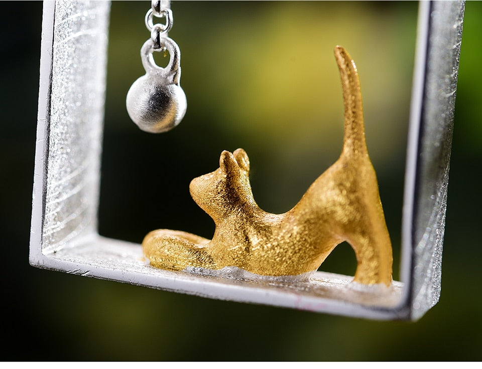 Sterling Silver 18K Gold Fashion Cat Playing Ball Pendant Without Necklace