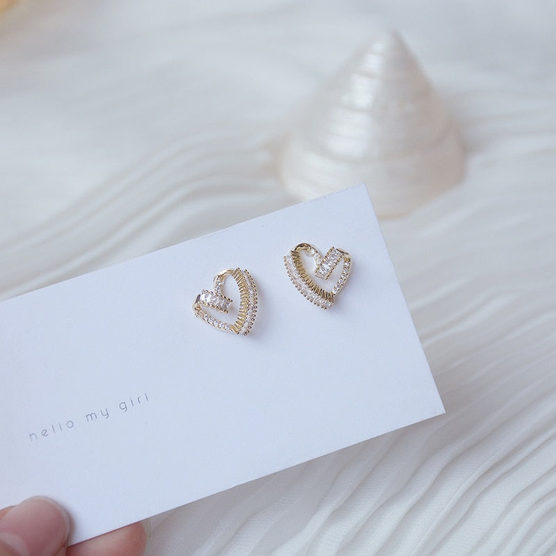 14K Gold Twist Heart Earrings Zirconia