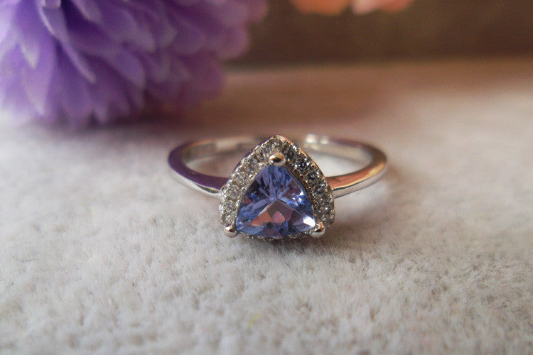 Natural Tanzanite Silver Vintage Ring